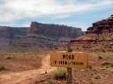 Moab-White Rim 4-08 027